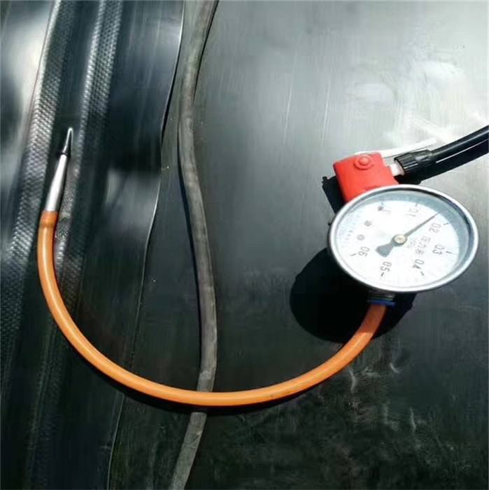 HDPE土工膜施工部位處理不當(dāng)會(huì)出現(xiàn)什么現(xiàn)象？